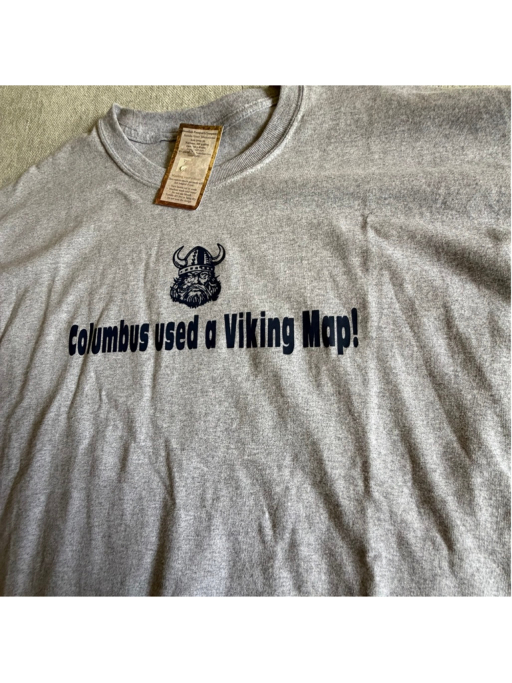Columbus used a Viking map Viking helmet gray Tshirt men’s size XL